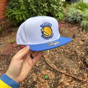 💙💛🧢 NWT Mitchell & Ness Fitted Hat Golden State Warriors M&S Cap Deadstock🌉🏀
